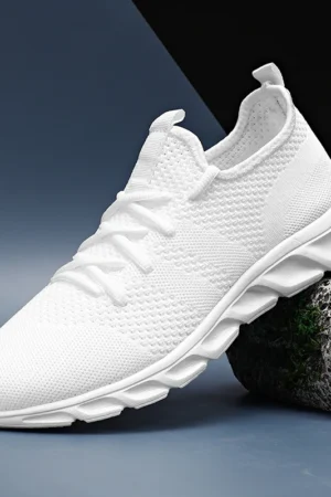 Men's casual sports shoes breathable summer light Soft sole comfort outdoor running shoes