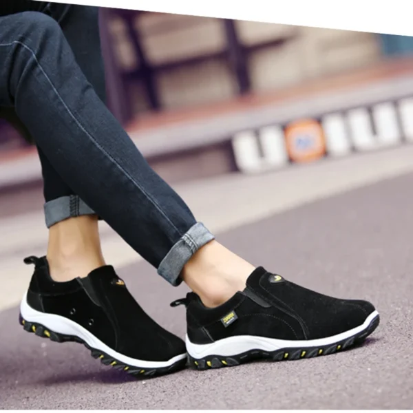 New Men Slip on Hiking Shoes PU Leather Climbing Footwear 2