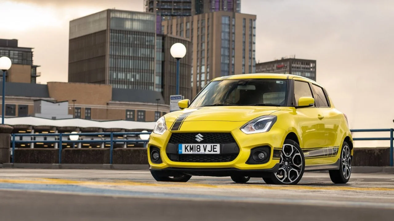 2025 Maruti Swift Launched: 1.2L DualJet petrol engine , 25.5 kmpl, 6 airbags, 360-degree camera